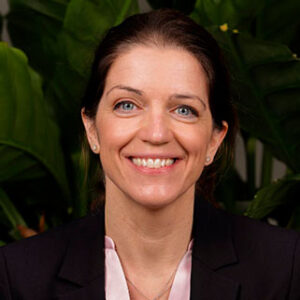 Dr. Claudia Geenen